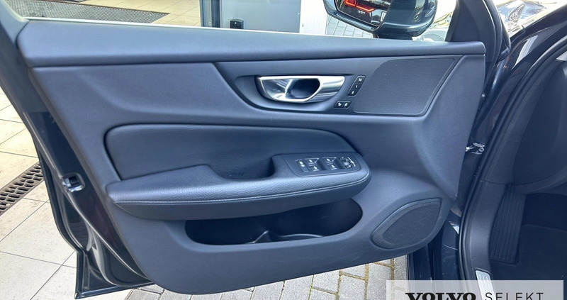 Volvo V60 cena 136900 przebieg: 100871, rok produkcji 2020 z Suwałki małe 254